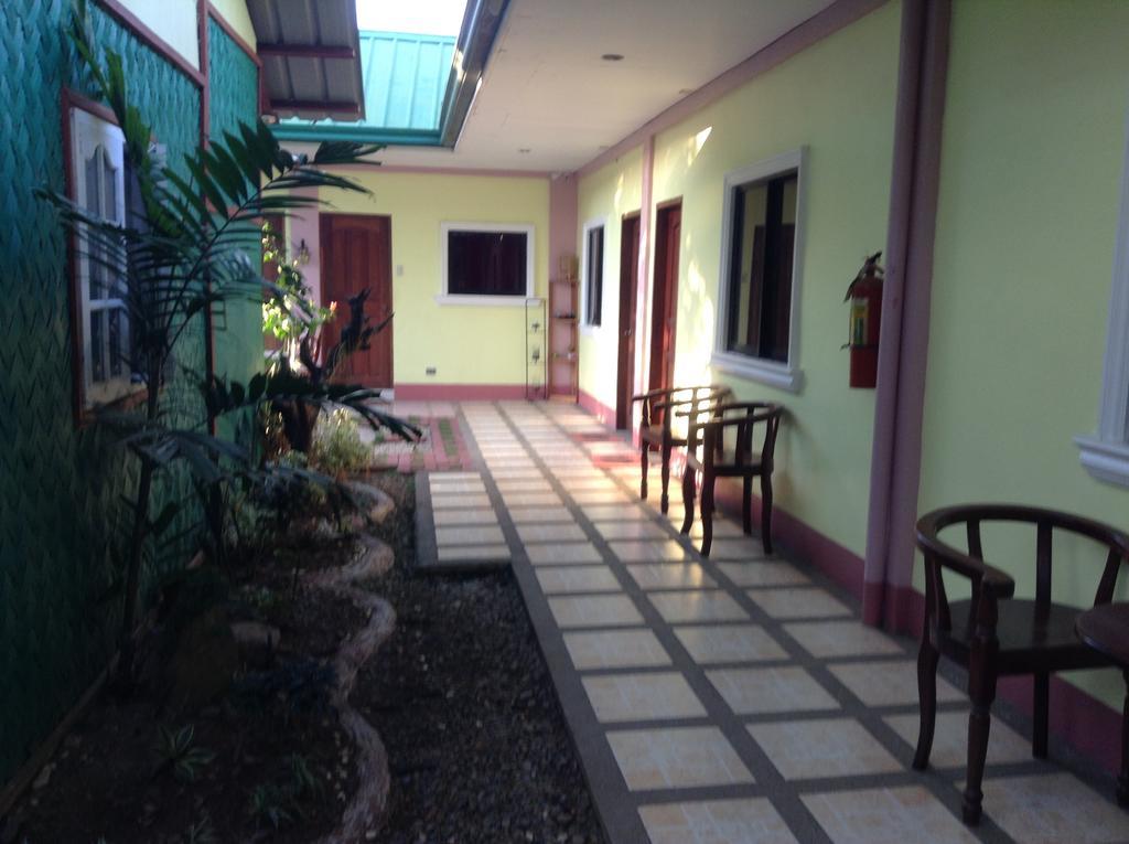 פורטו פרינססה Tia Mers Guest House מראה חיצוני תמונה